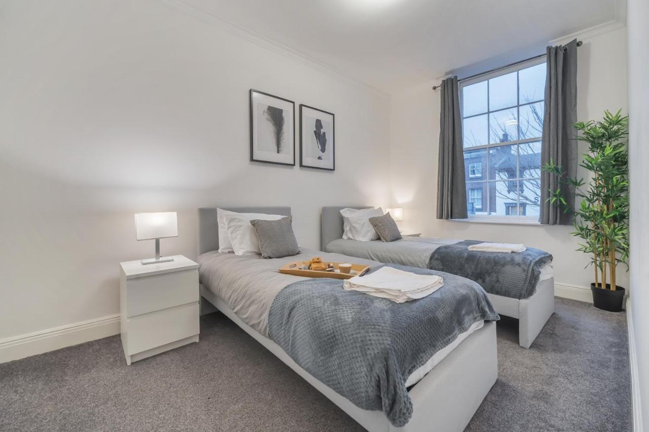 Modern, City Centre -2 Bedroom Apartments Reading Eksteriør billede
