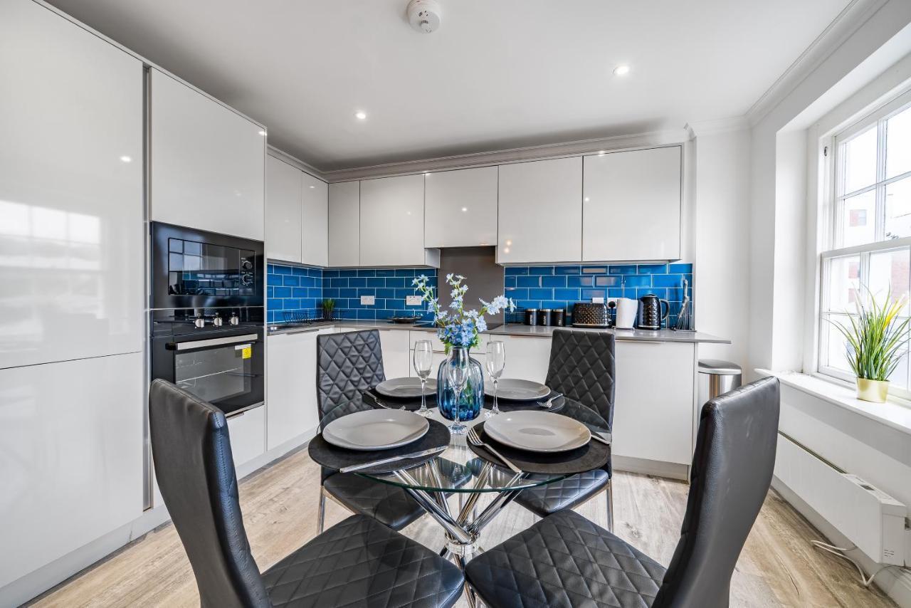 Modern, City Centre -2 Bedroom Apartments Reading Eksteriør billede