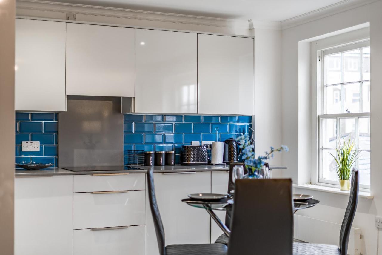 Modern, City Centre -2 Bedroom Apartments Reading Eksteriør billede