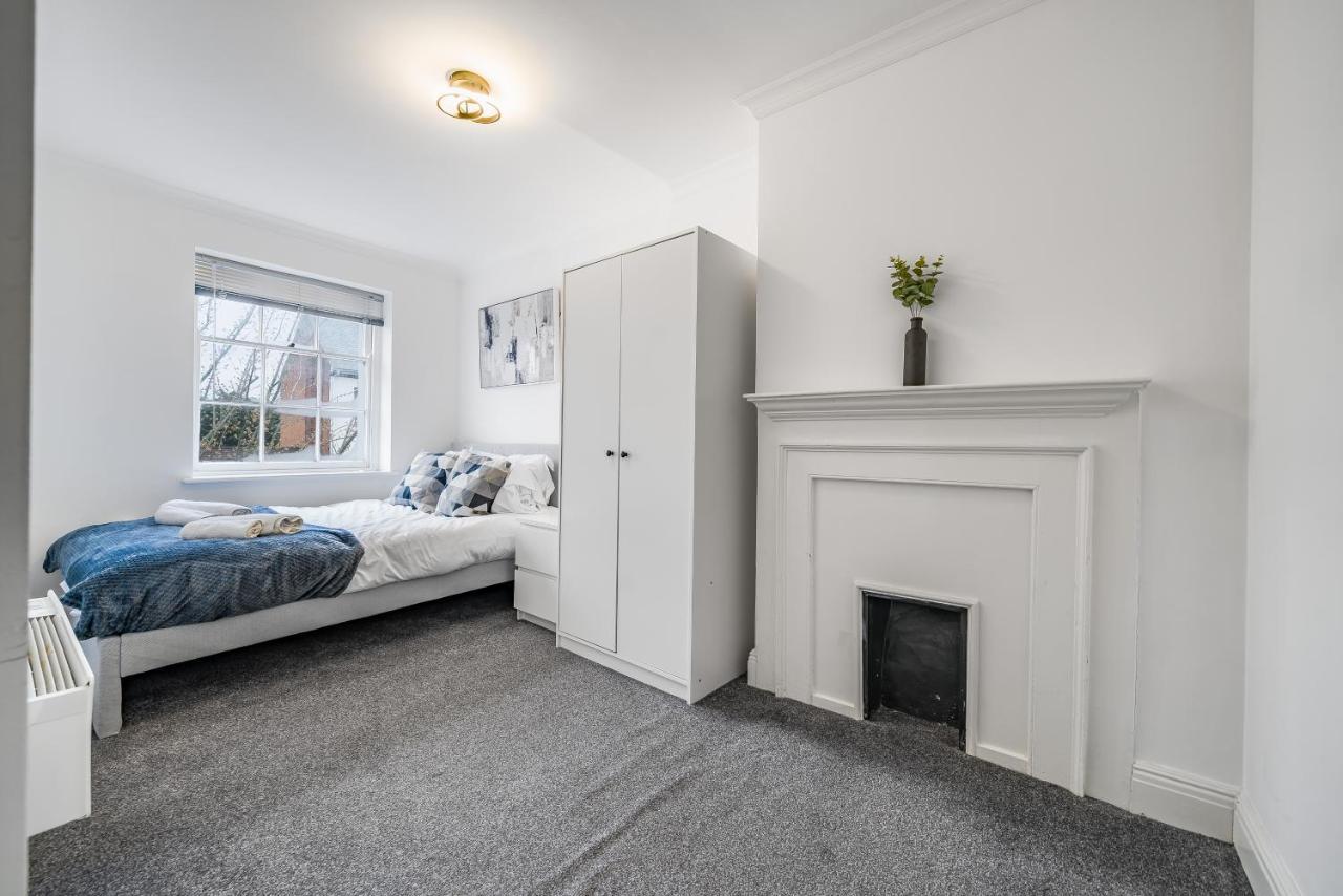 Modern, City Centre -2 Bedroom Apartments Reading Eksteriør billede