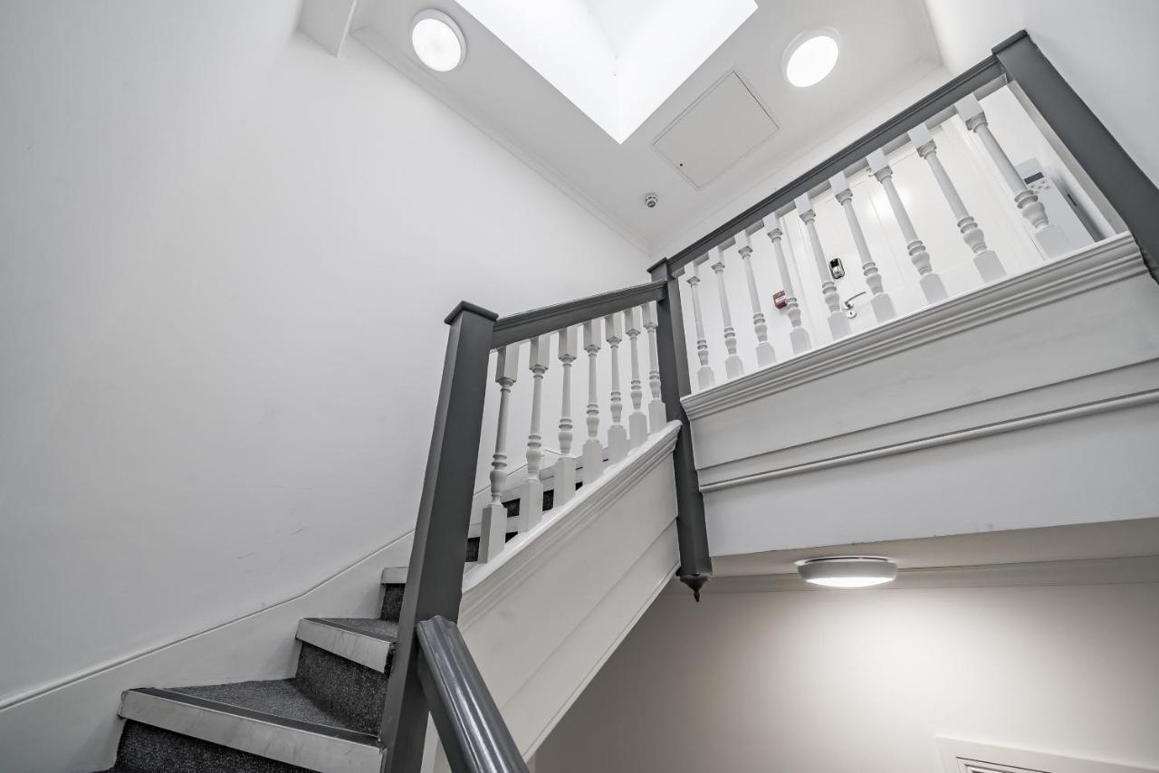 Modern, City Centre -2 Bedroom Apartments Reading Eksteriør billede